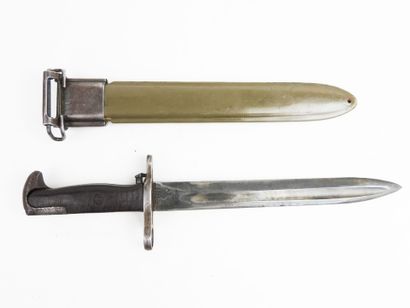 USA. Baïonnette Garand avec fourreau, marquage...