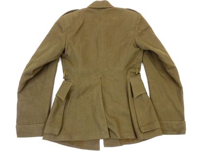 UNIFORMES. Vareuse modèle 1938 d'officier...
