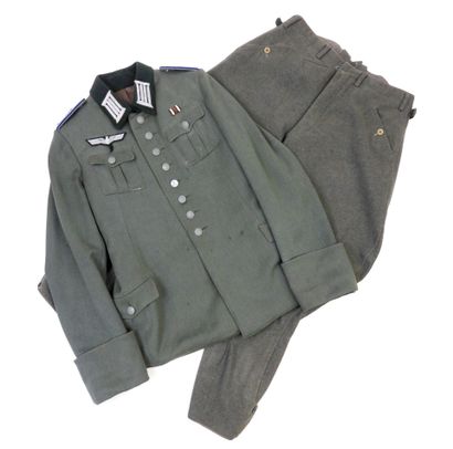 GERMANY. Medical lieutenant's jacket in feldgrau...