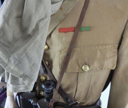 MANNEQUIN. Capitaine d'infanterie en tenue...
