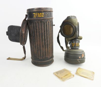 GERMANY. Model 31 iron gas mask painted bluish-gray...