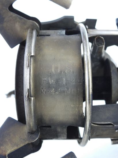 USA. Lot équipements, un réchaud à gaz des...