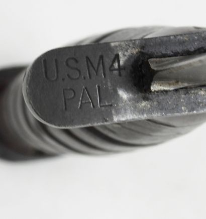 USA. Poignard de combat USM4, poignée en...