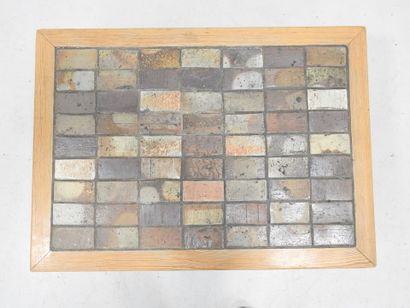 LA BORNE: Coffee table with sandstone tile...