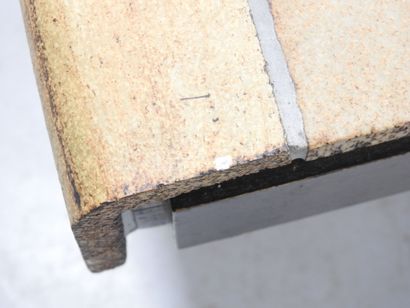 Roger CAPRON (1922-2006) : Table basse à...