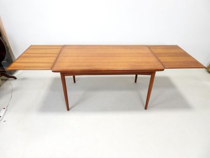 Rectangular teak table with extensions. Circa...