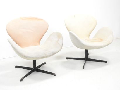 Arne JACOBSEN (1902-1971): Pair of 