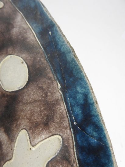 Circular glass paste SUSPENSION decorated...