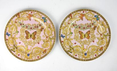 VERSACE - Editeur Rosenthal : Paire d'assiettes...