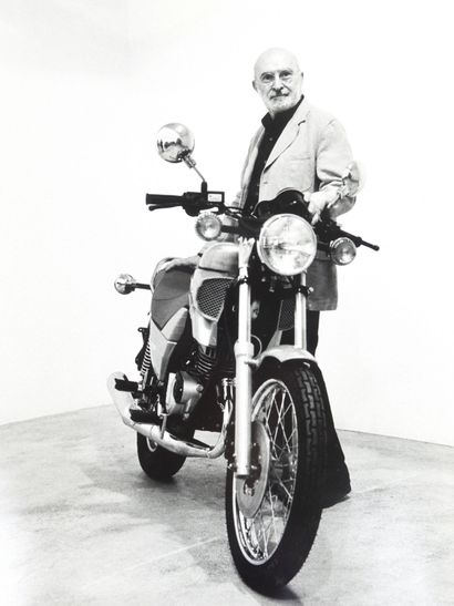 Didier GICQUEL (b. 1950): Arman near a motorcycle....