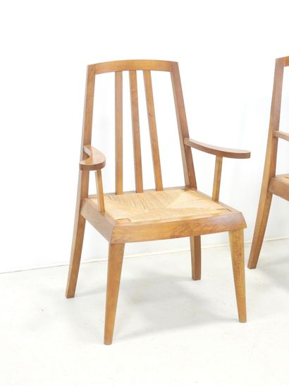 PAIR OF ARMCHAIRS in wood and straw. H: 100...