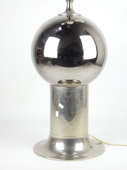 ITALY: Lamp in chromed metal, the base decorated...