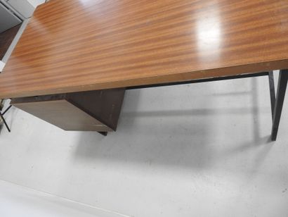 Pierre GUARICHE (1926-1995) - Edition Minvielle
Veneered...