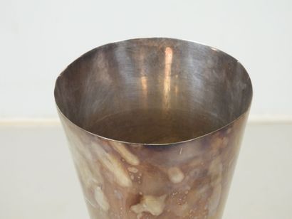 CHAMPAGNE BASKET on silver-plated metal stand....