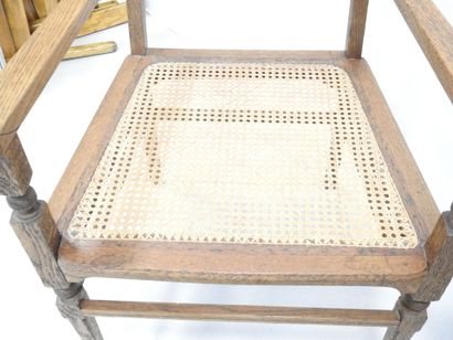 SECESSION VIENNOISE: Pair of wooden caned...