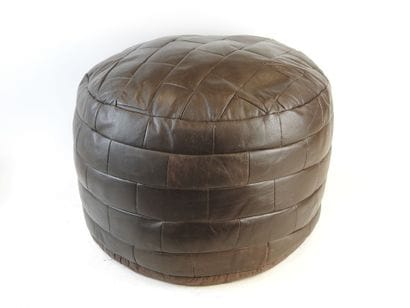 In the spirit of DE SEDE Team
Pouf containing...