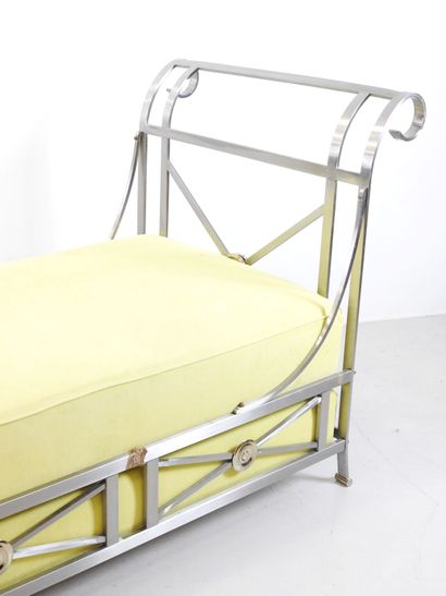 JANSEN: Rest bench in polished and gilded...