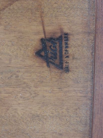 TRIOH (publisher): Rectangular teak coffee...