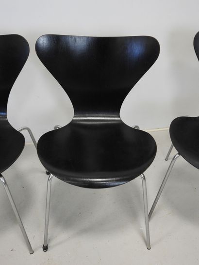 Arne JACOBSEN (1902-1971): Six model 3107...