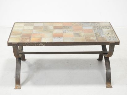 LA BORNE: Rectangular coffee table, top in...