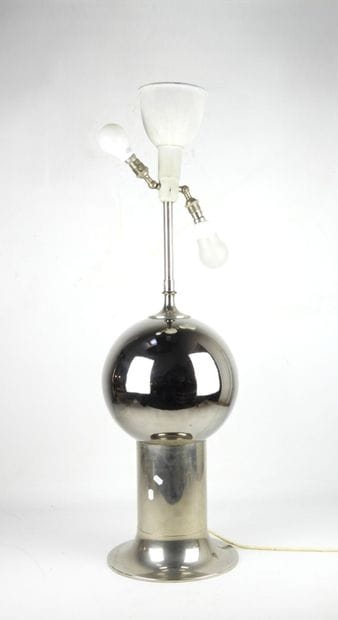 ITALY: Lamp in chromed metal, the base decorated...
