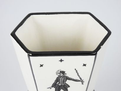 WIENER WERKSTATTE: Ceramic canted vase decorated...