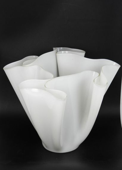 FONTANA ARTE ? in the style : Large white...