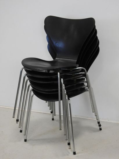 Arne JACOBSEN (1902-1971): Six model 3107...