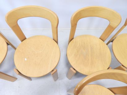 Bruno REY (1935-2019): Eight stacking chairs...