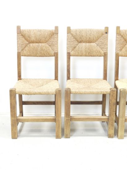 SIX wood and straw CHAIRS. H 93 - W 43 -...