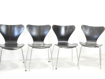 Arne JACOBSEN (1902-1971): Six model 3107...