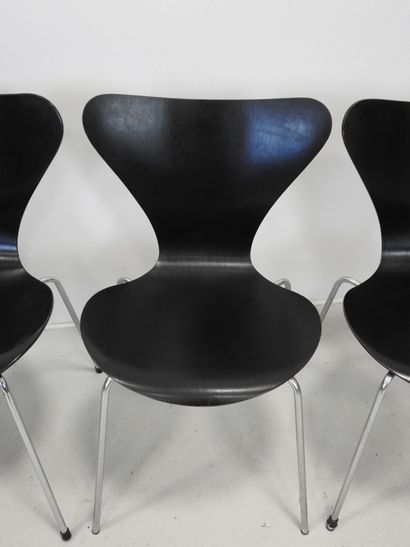 Arne JACOBSEN (1902-1971): Six model 3107...