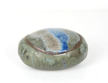Agathe LARPENT-RUFFE (1946) : Boite galet...