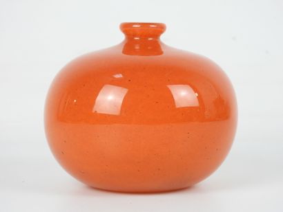 DAUM - Nancy : Ball vase in orange glass....