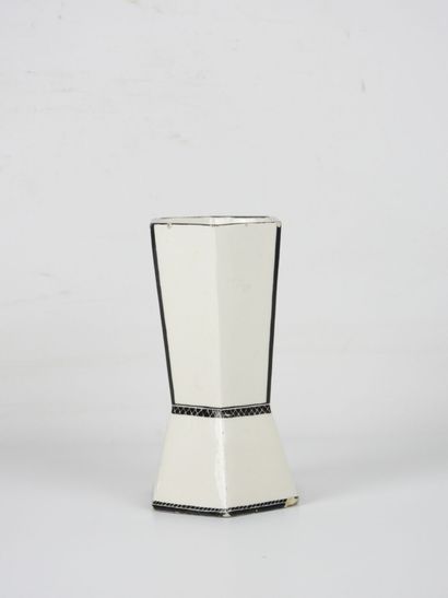 WIENER WERKSTATTE: Ceramic canted vase decorated...
