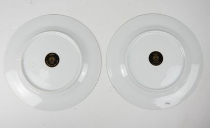 VERSACE - Editeur Rosenthal : Paire d'assiettes...