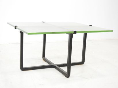 TABLE BASSE Saint Gobain glass slab top,...
