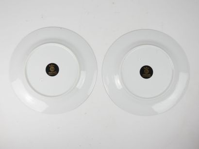 VERSACE - Editeur Rosenthal : Paire d'assiettes...