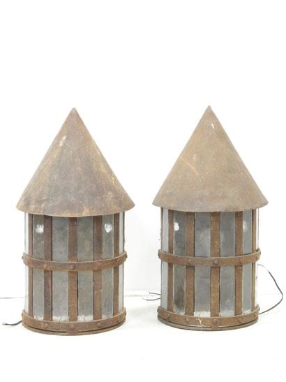 PAIR OF WROUGHT LANTERNS in wrought iron...