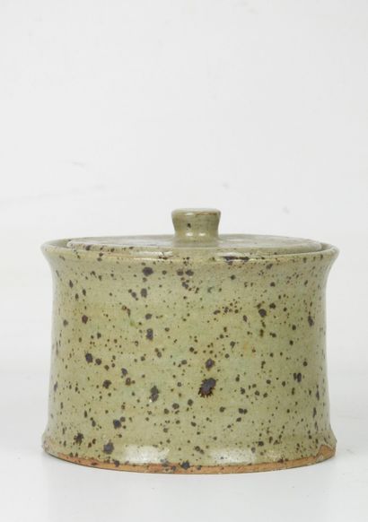 Gustave TIFFOCHE (1930-2011) : Pot couvert...