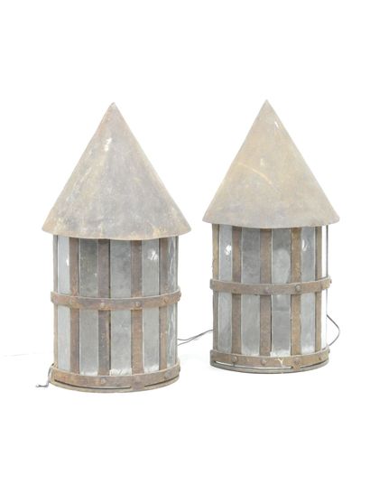PAIR OF WROUGHT LANTERNS in wrought iron...