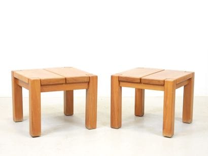 Maison REGAIN: Pair of square-section solid...