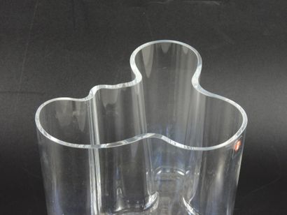 Alvar AALTO (1898-1976, créateur). Vase en...