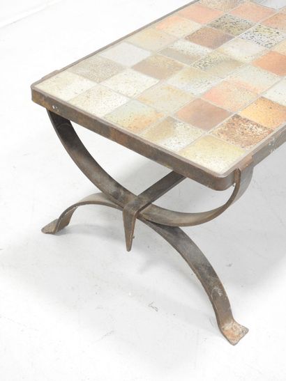 LA BORNE: Rectangular coffee table, top in...