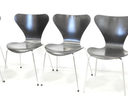 Arne JACOBSEN (1902-1971): Six model 3107...