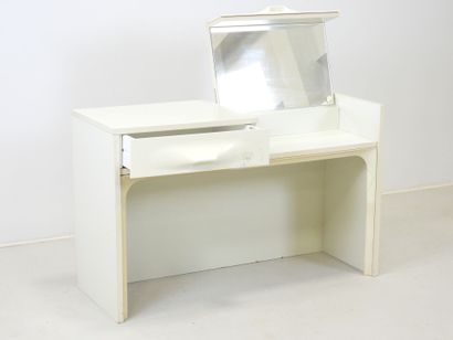 Raymond LOEWY (1893-1986): Vanity in melamine...