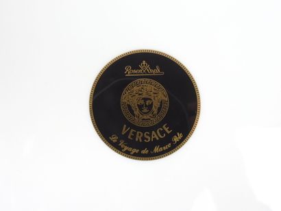 VERSACE - Editeur Rosenthal : Paire d'assiettes...