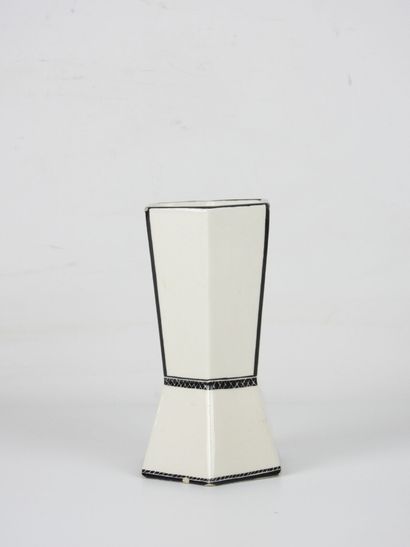 WIENER WERKSTATTE: Ceramic canted vase decorated...