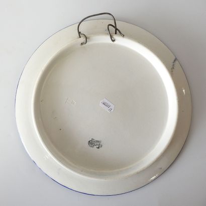 GIEN
Assiette ornementale sur talon modèle...