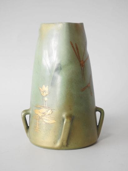 Clément MASSIER (1844-1917) - GOLFE JUAN
Vase...